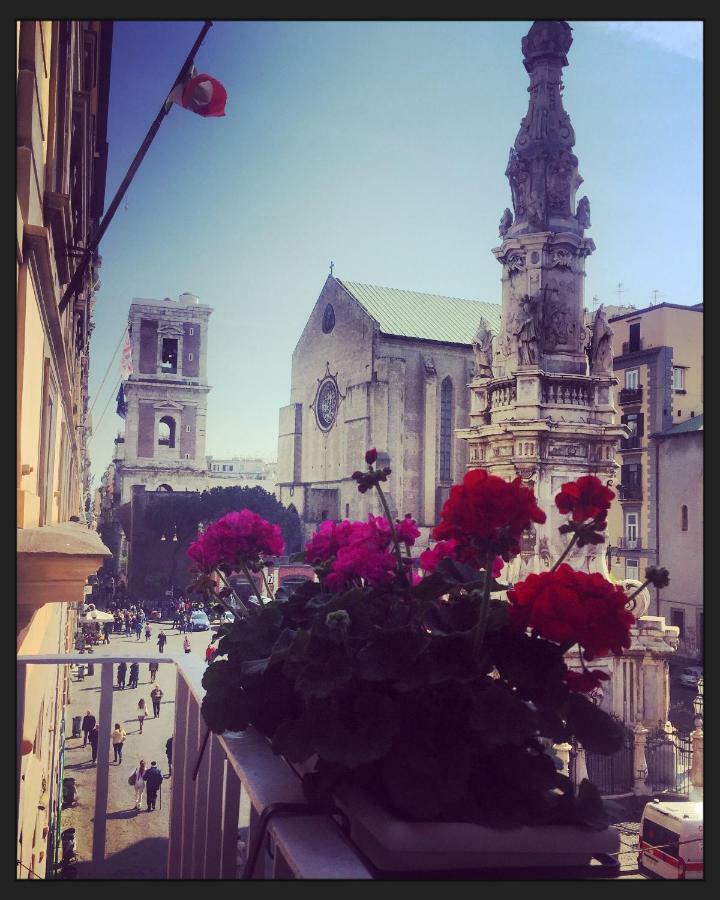 B&B Il Balconcino A Santa Chiara Neapol Exteriér fotografie